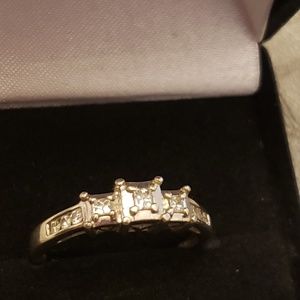 14 k gold, 9 diamond ring.
